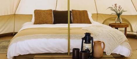 Comfort Tent, Garden View | Interior detail