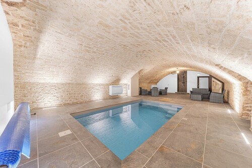 Villa Shanti -Comfort & Luxury in Nuits-Saint-Georges