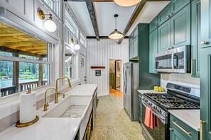 Private kitchen -  The HEX house.  A midcentury modern luxury LAKEFRONT! (Pocono Lake)