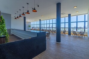 Basic Apartment | Dining - Max Derby #507 - Studio in Recife by Carpediem (Recife)