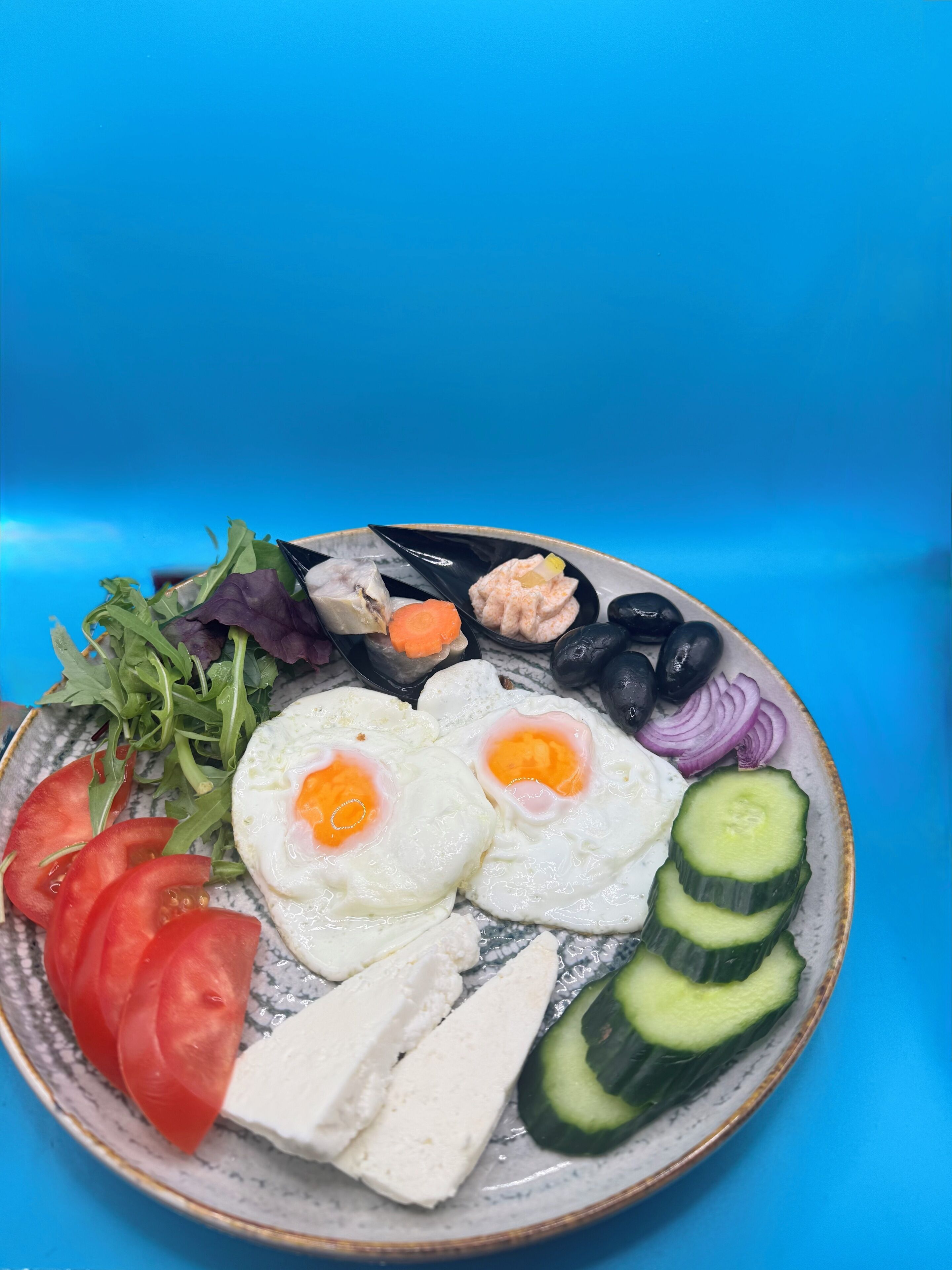 Free daily local cuisine breakfast 