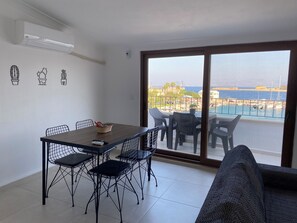 Dining - Stunning Waterfront Holiday at Datça Marina (Muğla)