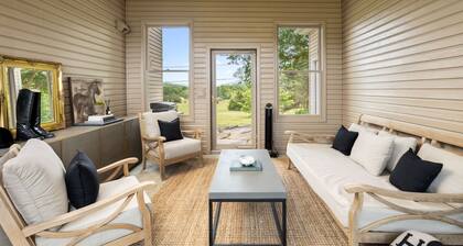 The Porch on Puckett Lane, peaceful countryside escape in Nolensville