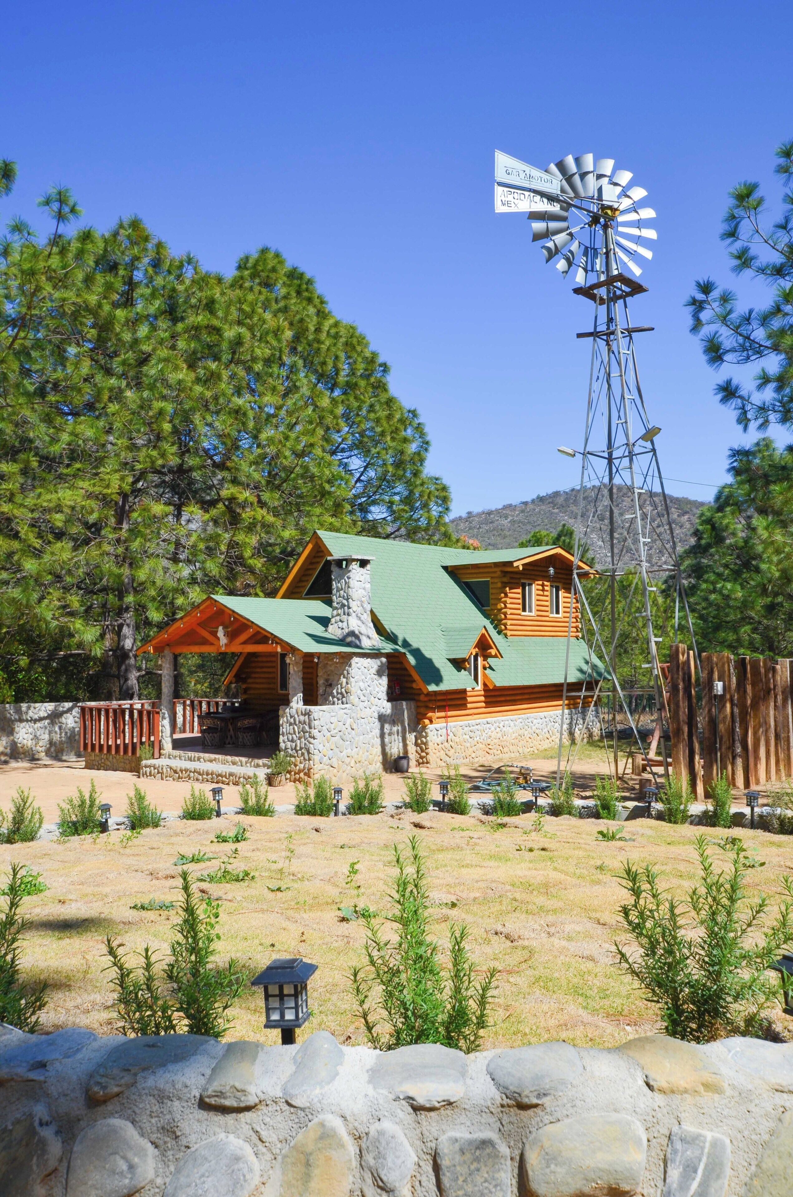 Club Cabin, Mountain View | Terrace/patio