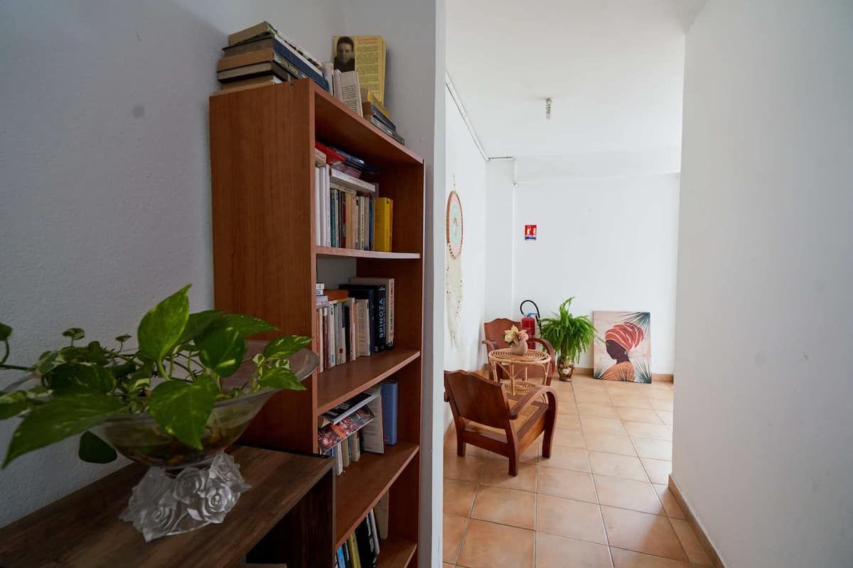 Studio phong cách cổ điển, có phòng tắm riêng | Khu sảnh