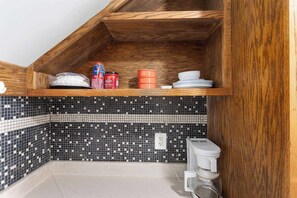 Interior - Private & Cozy_ World Cup Stay_1BR_Mins to Stadium (Kansas City)
