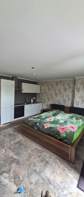 1 habitación, cuna de viaje, wifi y ropa de cama