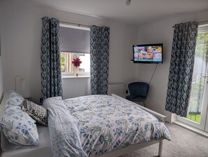 2 slaapkamers, een strijkplank/strijkijzer, wifi, beddengoed