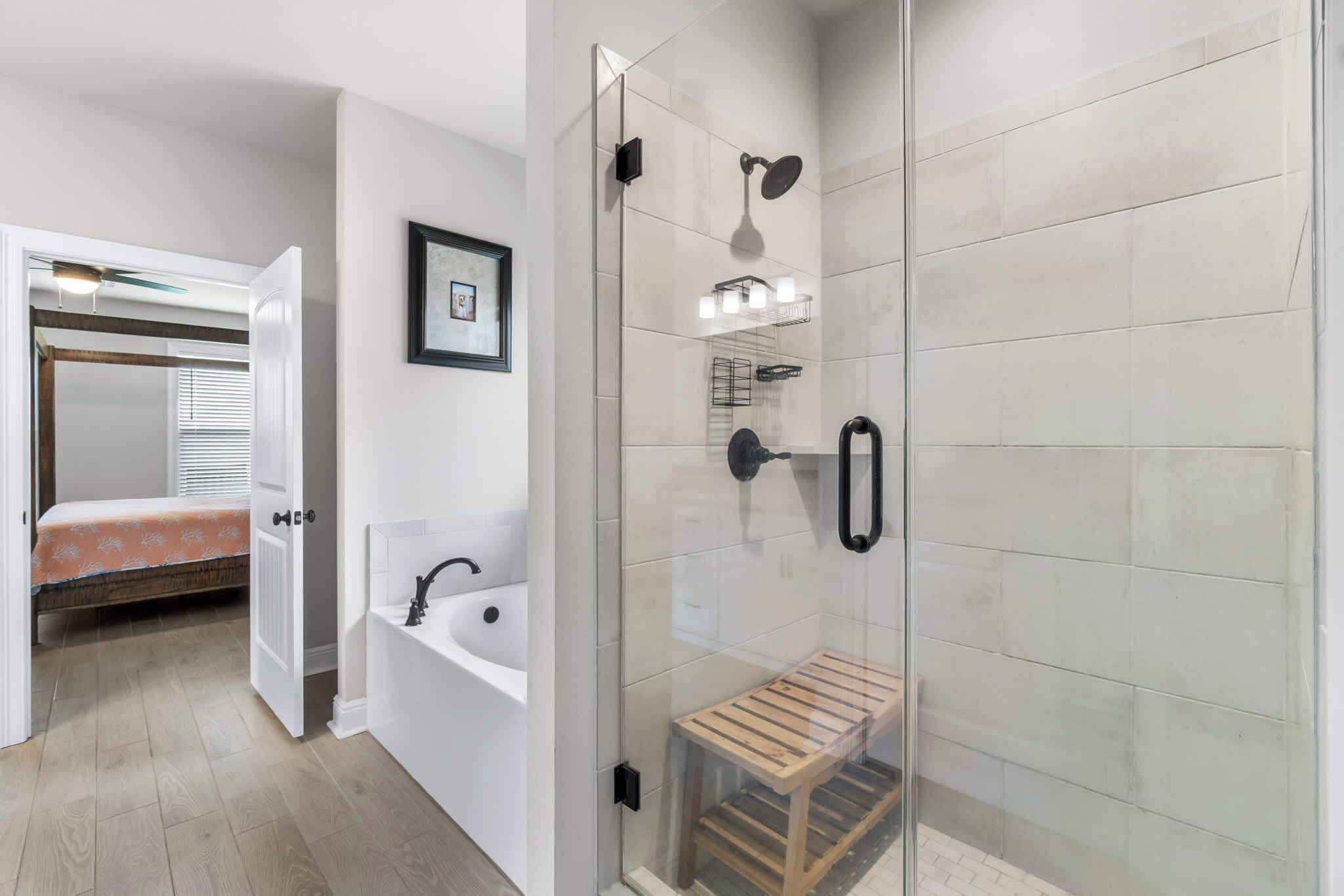 Shower, hair dryer, towels, shampoo