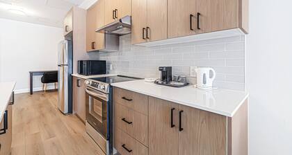 Modern Fully Furnished 1 Bedroom Apartment Unit 2