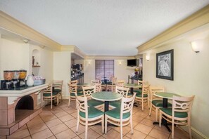Dining - Cherry Inn (Eagle Pass)