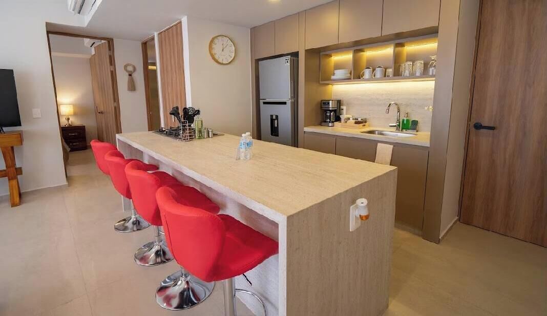 Fridge, microwave, coffee/tea maker, toaster