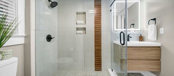 The Grand River House | 4BR Sleeps 12