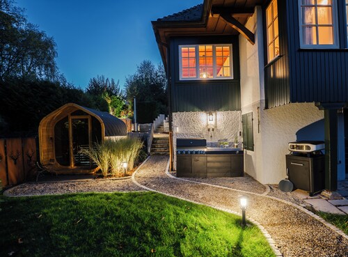 Hornwald Lodge - Exklusives Haus am Waldrand mit Sauna & Whirlpool