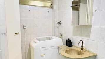 Comfort Apartment, Mobility Accessible, Pets allowed | Bathroom