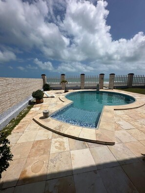 Pool - Corner of Love (Caponga)