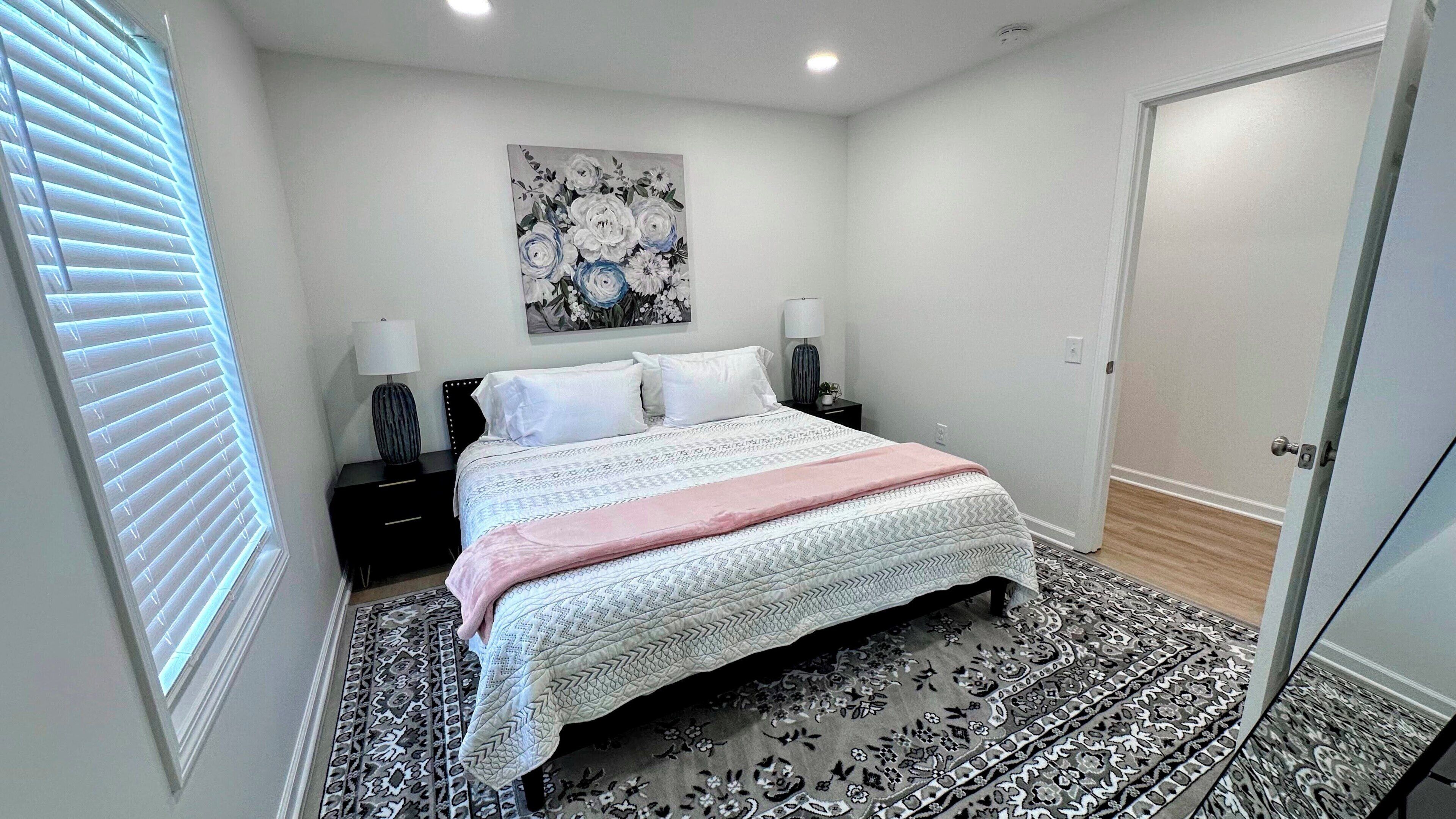 2 bedrooms, desk, iron/ironing board, free WiFi