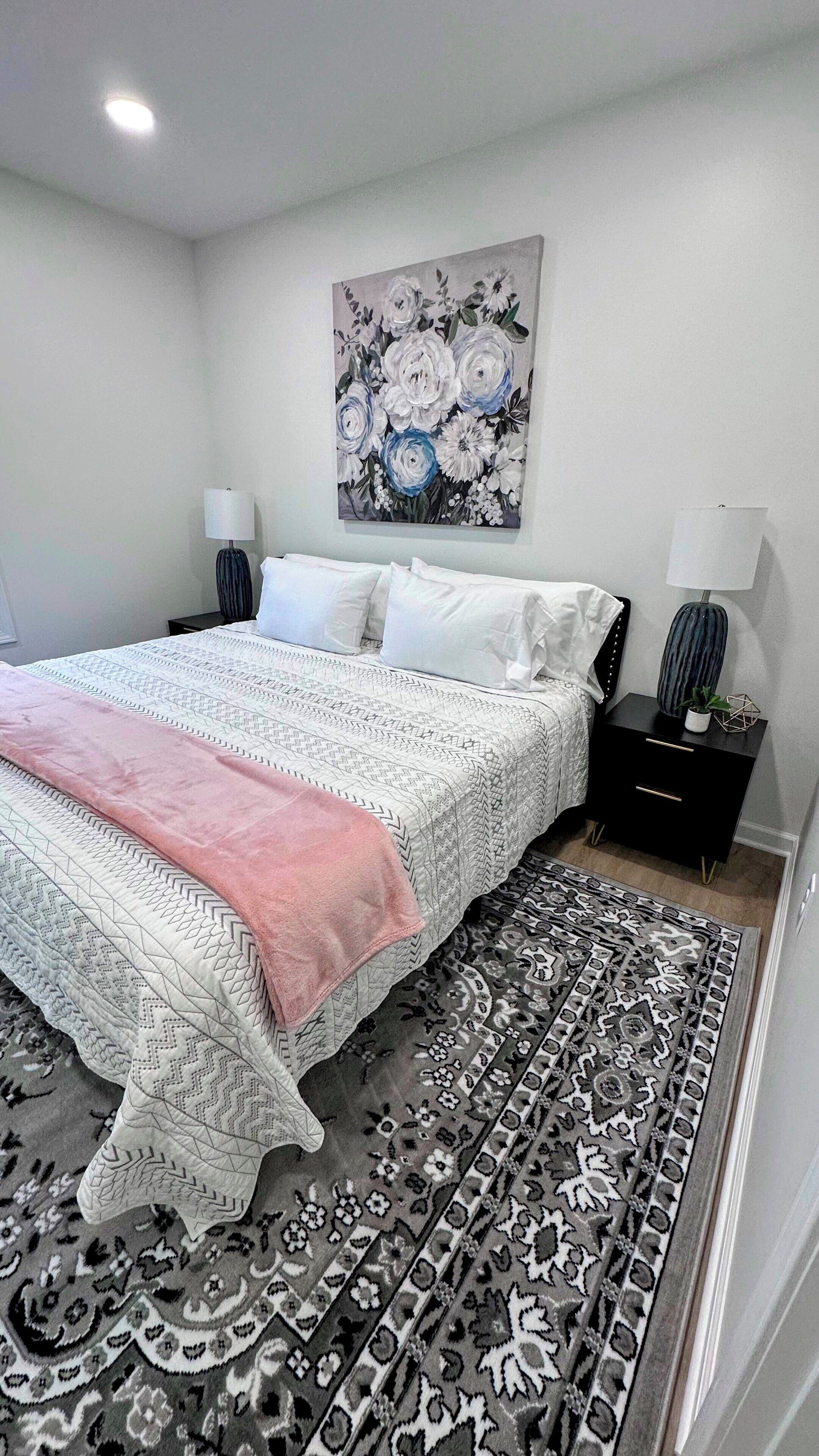 2 bedrooms, desk, iron/ironing board, free WiFi