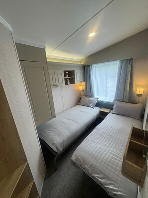 3 slaapkamers, een strijkplank/strijkijzer, wifi, beddengoed