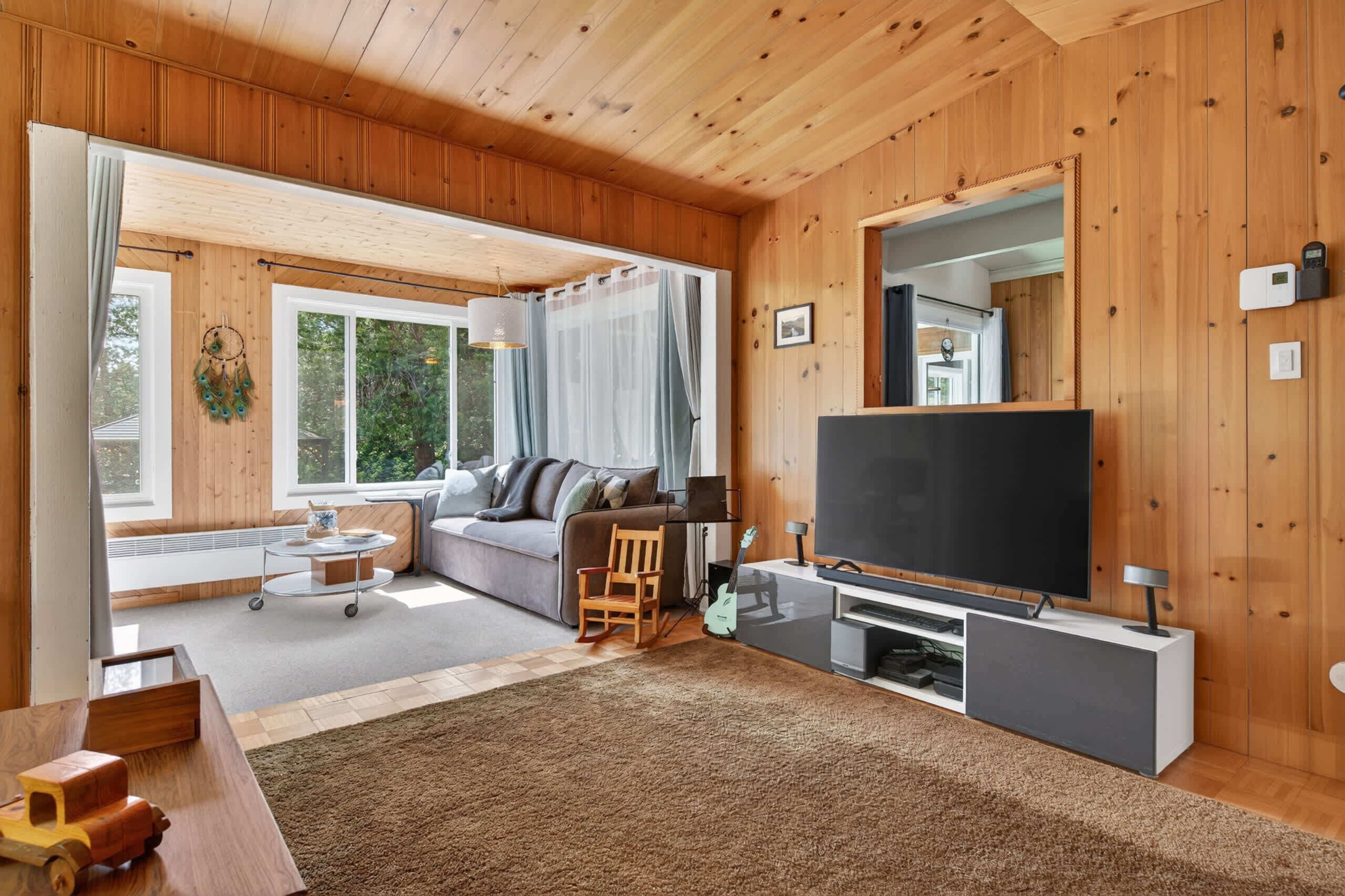 TV, stereo, offices