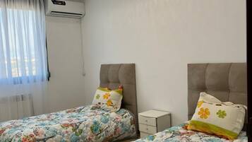3 bedrooms, iron/ironing board, Internet, bed sheets