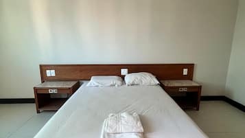 Standard Double Room | Bed sheets