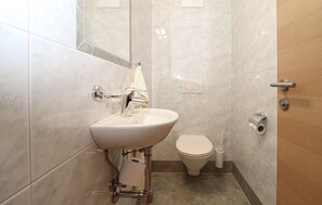 Shower - Beautiful apartment in Hollersbach with WiFi (Hollersbach)