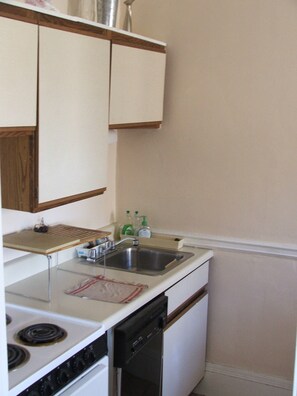 Private kitchen - Fully-Furnished, Move-In-Ready Studio Apartment (Boston)