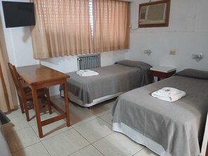 Quarto duplo básico | Cofres nos quartos