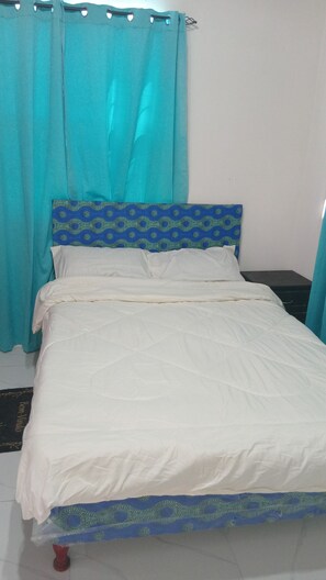 1 quarto, ferros/tábuas de passar roupa, Wi-Fi, roupa de cama