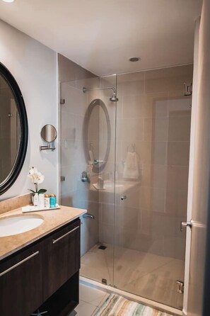 Hair dryer - Jaco Bay Luxury Apt, 5 min to Beach, Amazing pool (Jaco)