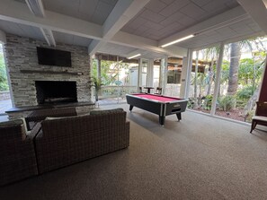 Spielezimmer