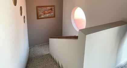 Apartment 2 minutes from the beach, centrally located (pet friendly)