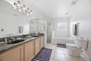 Hair dryer, towels - Lakefront Pool Home | Disney | 16+ Guests | Spa (Davenport)