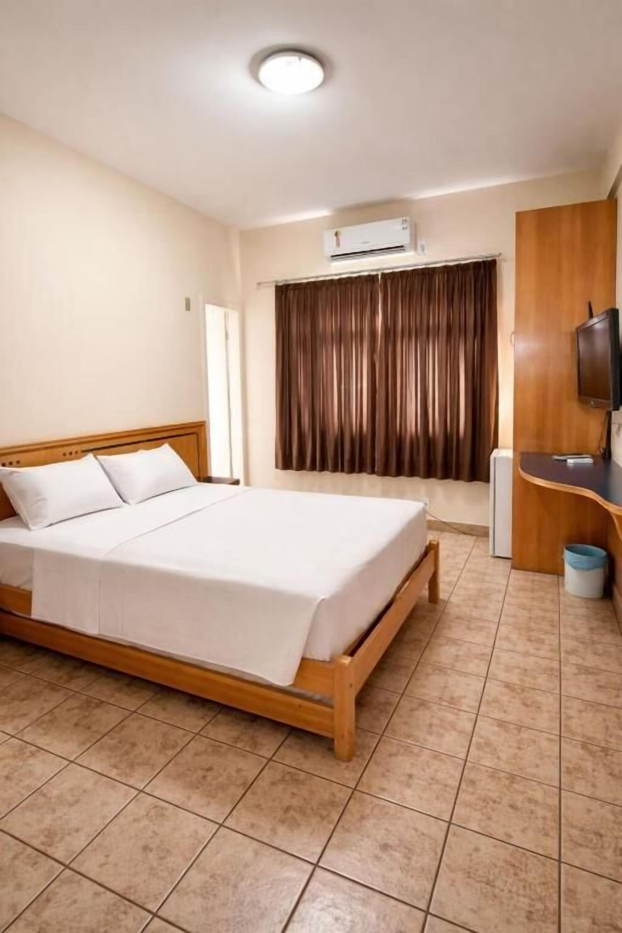 Suite | Free WiFi