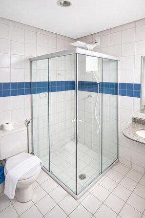 Bathroom - Hotel Nacional Service (Goiania)
