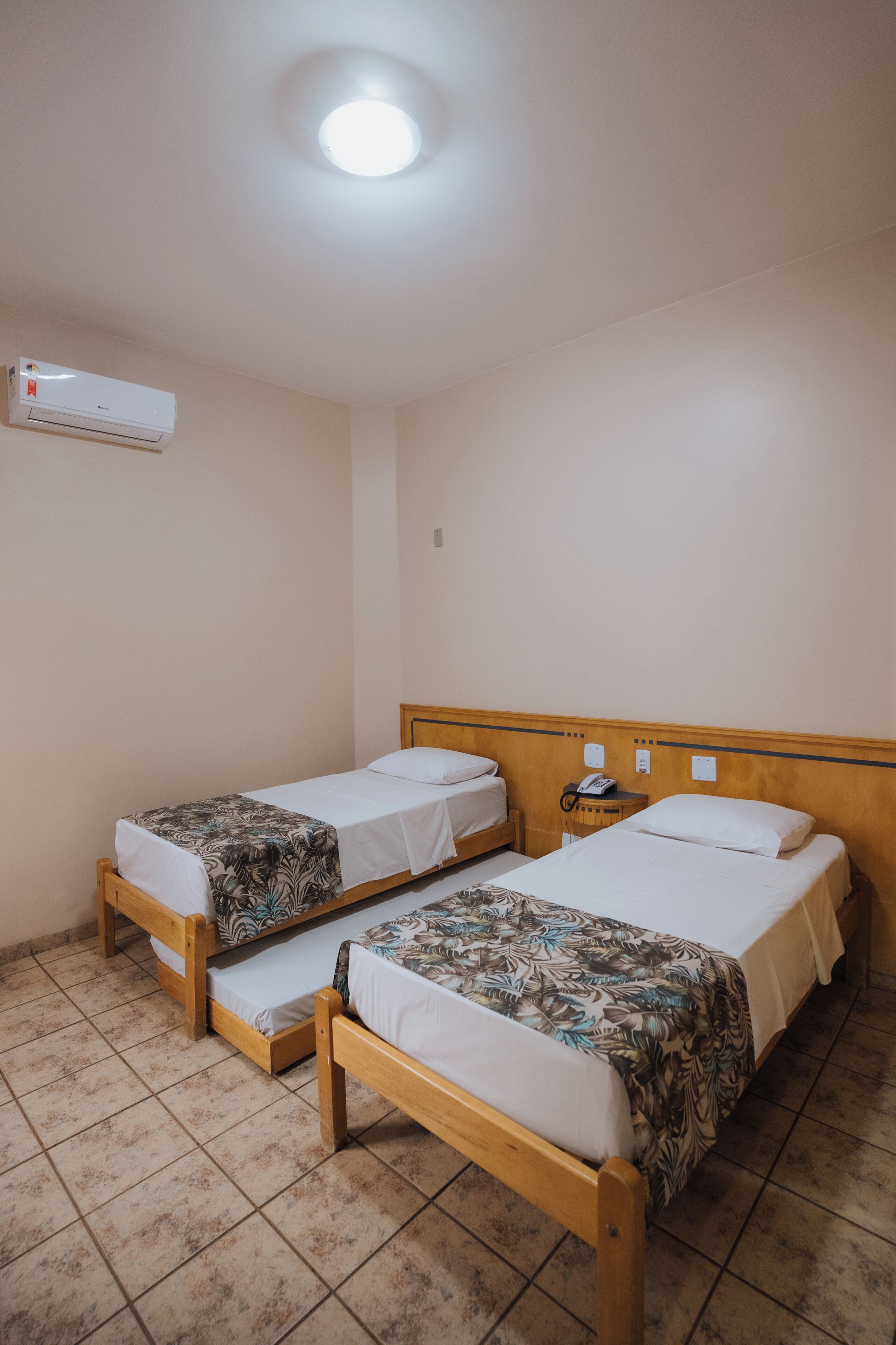 Habitación estándar con 2 camas individuales | Wifi gratis