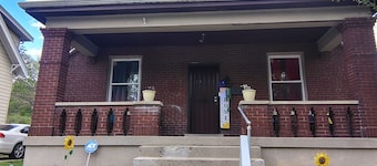 3bedroom house in Wonderful Cincinnati it’s cozy comfortable home away from home