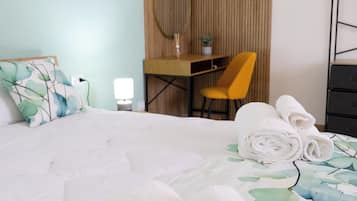 Iron/ironing board, WiFi, bed sheets