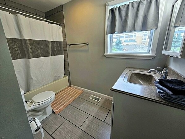 Towels, toilet paper