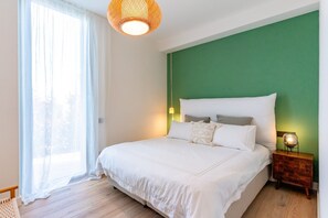 3 makuuhuonetta, silitysrauta/-lauta, internet, vuodevaatteet