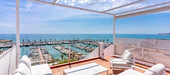 Casa Jetty - Three Bedroom Apartment, Sleeps 7