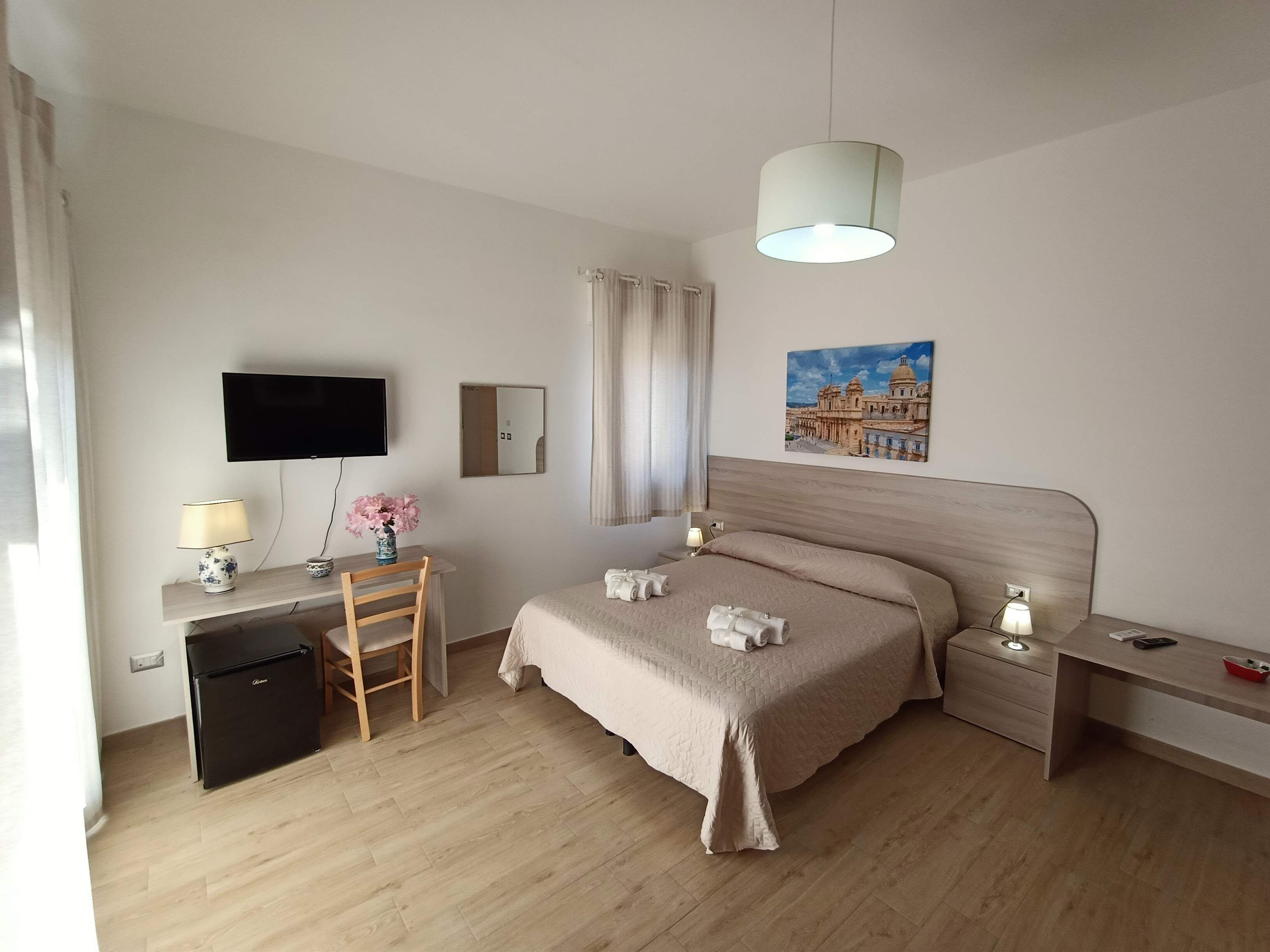 Deluxe Room, 1 Double Bed with Sofa bed, Sea View