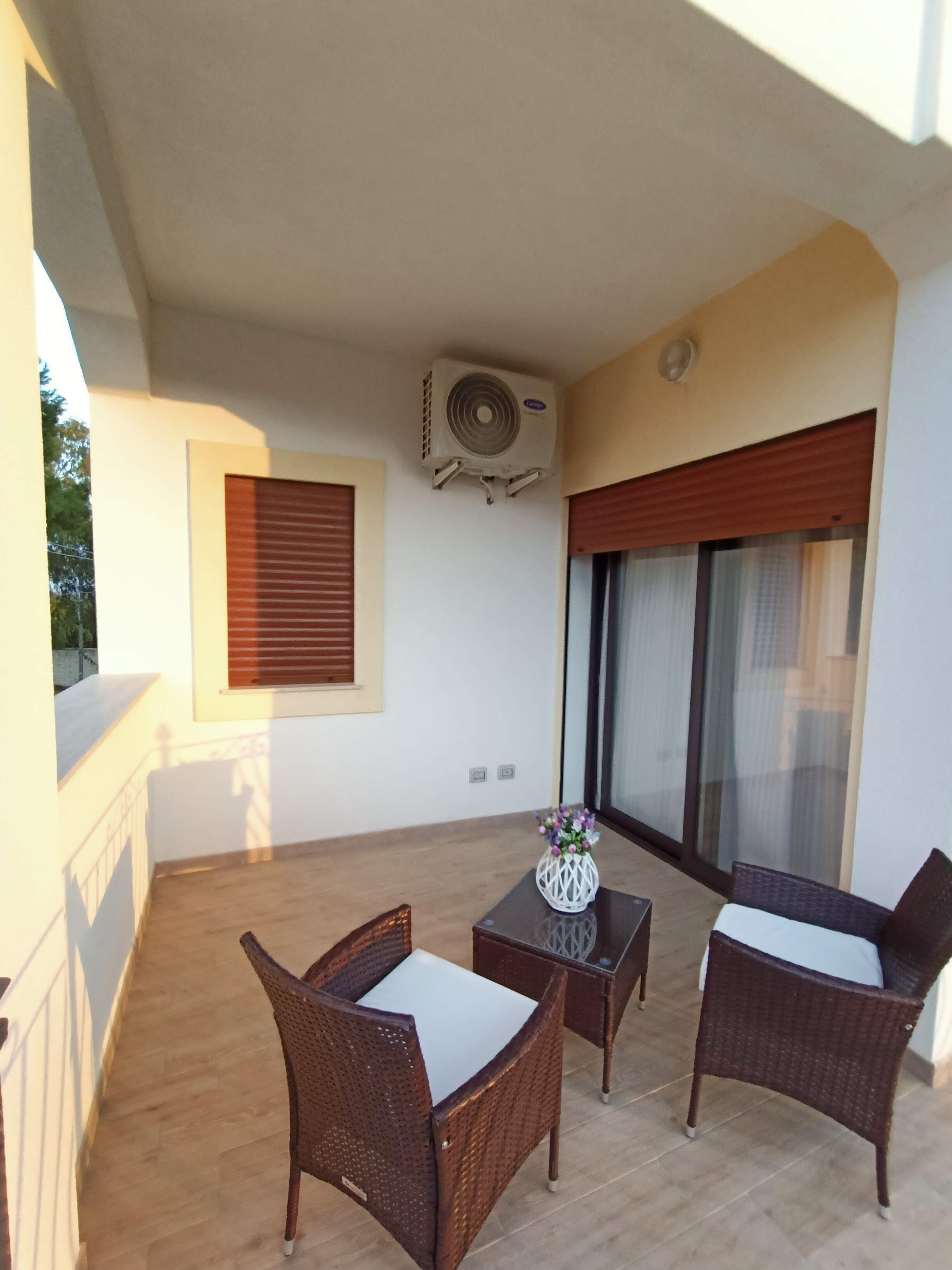Habitación Confort con 1 cama doble o 2 individuales, vistas al jardín | Terraza o patio