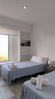 Bungalow, Se admiten mascotas, vistas al mar | Edredones de plumas, colchones viscoelĂĄsticos, cortinas opacas