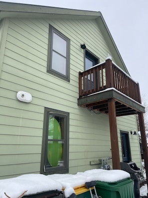 Exterior - Elk Ave Basecamp | Steps to Shops & Buses | Heart of CB (Crested Butte)