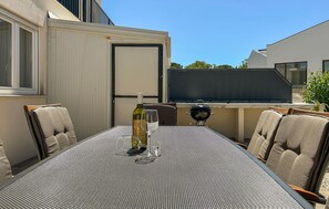 Outdoor dining - Stunning home in Stancija Vergotini (Stancija Vergotini)