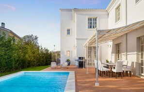 Pool - Luxurious home in Vabriga (Vabriga)