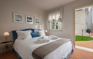 In-room safe, iron/ironing board, travel cot, free WiFi - Amazing home in Vabriga (Vabriga)