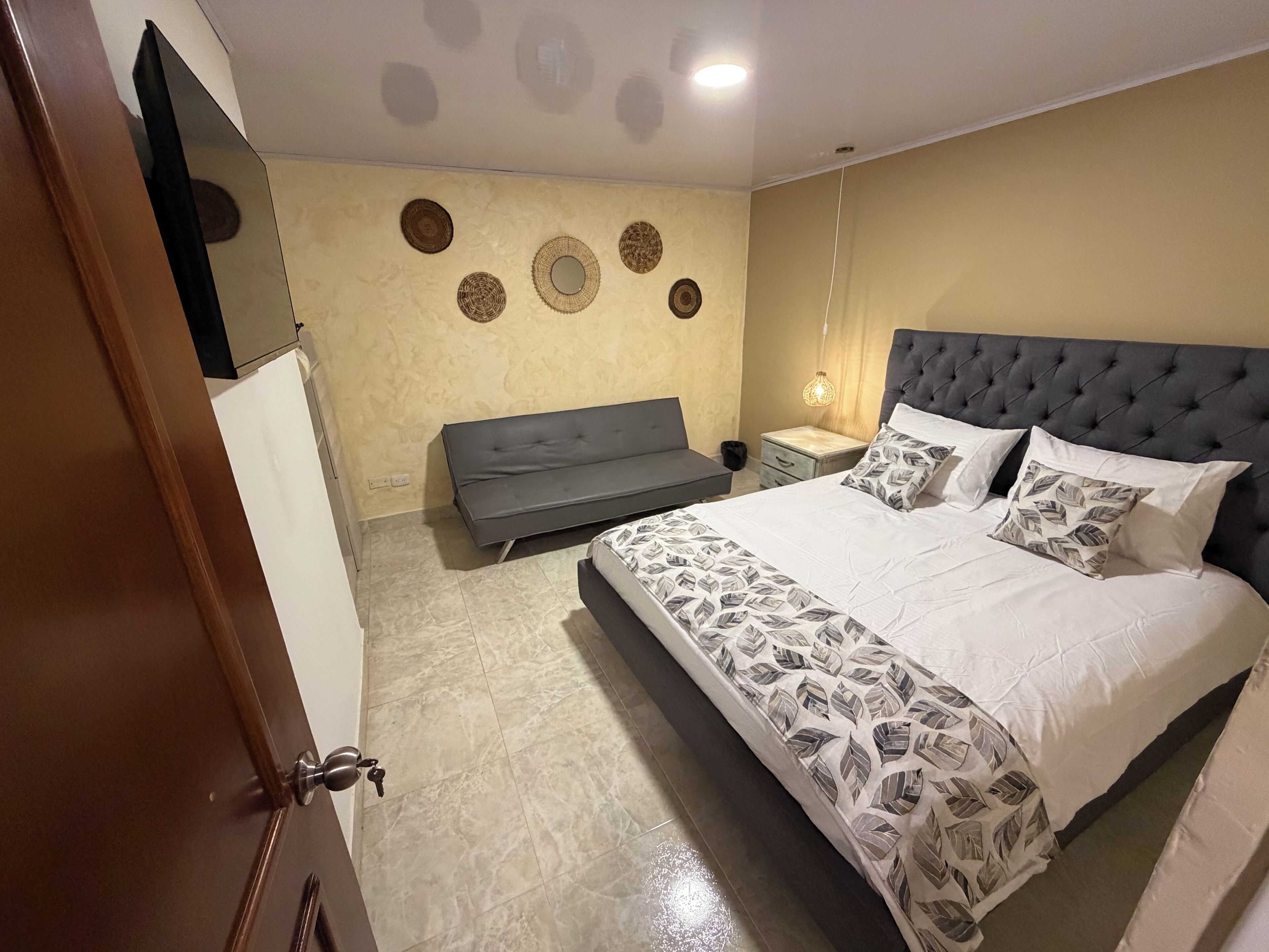 4 bedrooms, free WiFi, bed sheets, wheelchair access